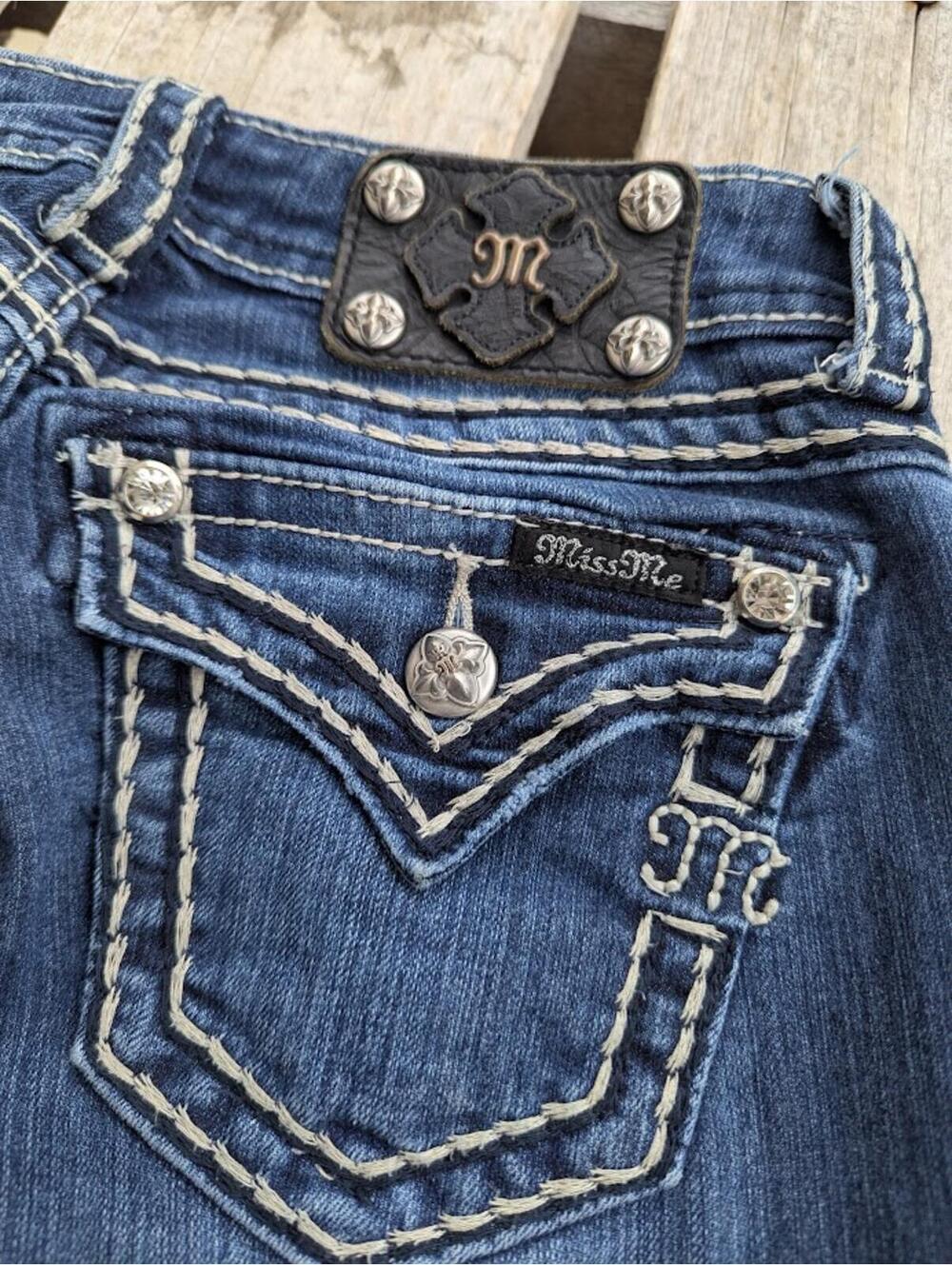 Miss Me Loose Saddle Stitch Bootcut Jeans 25 Low Rise Dark Wash Denim Fits 25x29 - Picture 8 of 9